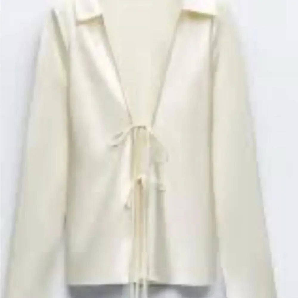 Zara Ivory Lace-Up Satin Blouse NWT Size Large - Picture 6 of 6